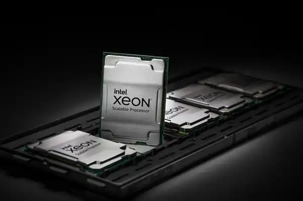 英特尔至强 6377P 处理器上架：纯大核 CPU