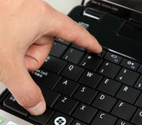 笔记本电脑触摸板开关在哪？笔记本电脑触摸板快速开关教学